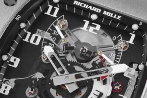 Hand-Built Movements With Extreme Attention to Detail