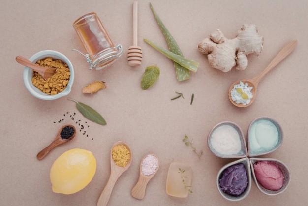 13 Natural Beauty Remedies for Dry Skin: DIY Solutions That Work