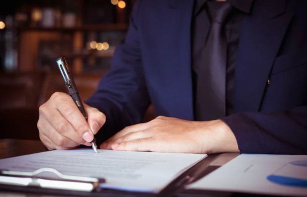 What Are the Proposed Changes to the Duration of Status (D/S) Policy